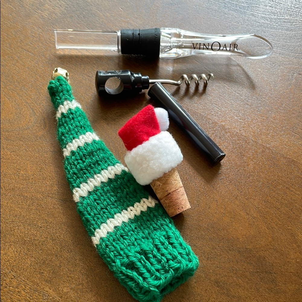Wine accessories